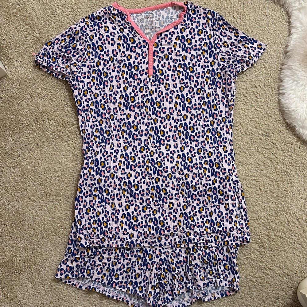 Little Sleepies Limited Edition Wild Leopard Women’s Pajama Set Sz XS